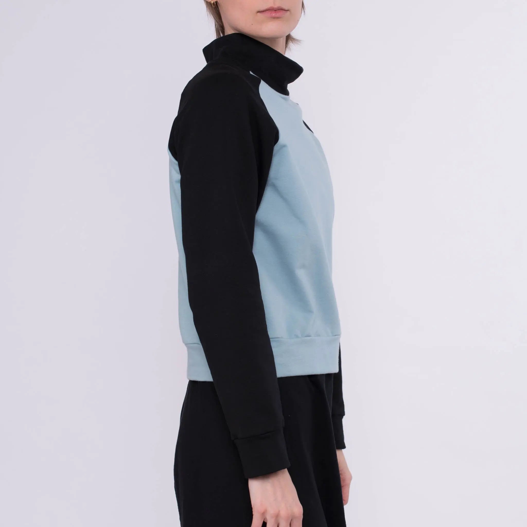 Raglansweater Nordic aus Baumwolle (Bio) - hellblau - KOLO Berlin
